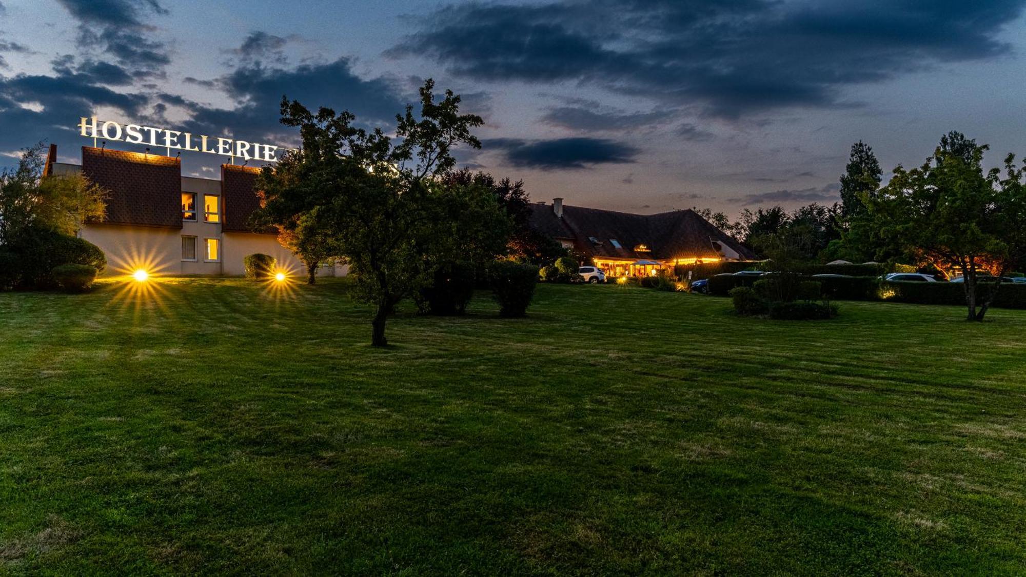 Logis Hostellerie D'Aussois Semur-en-Auxois Exterior foto