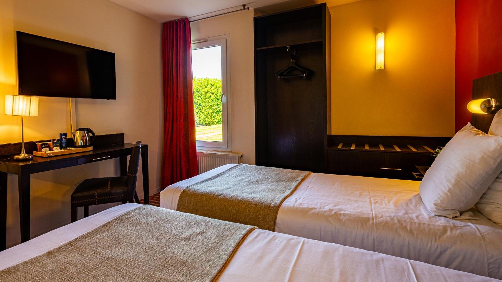Logis Hostellerie D'Aussois Semur-en-Auxois Exterior foto